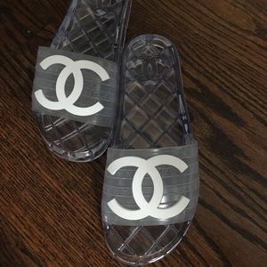 Chanel pool slides